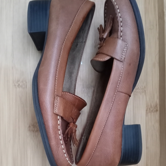 Naturalizer Shoes - Picture 5 of 7